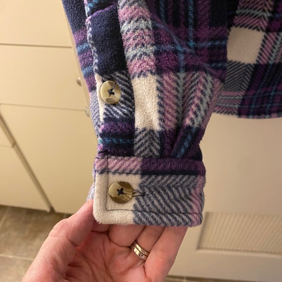 Soho Apparel Purple Plaid Sherpa Lined Shacket Cozy Winter Jacket Medium - Picture 9 of 16